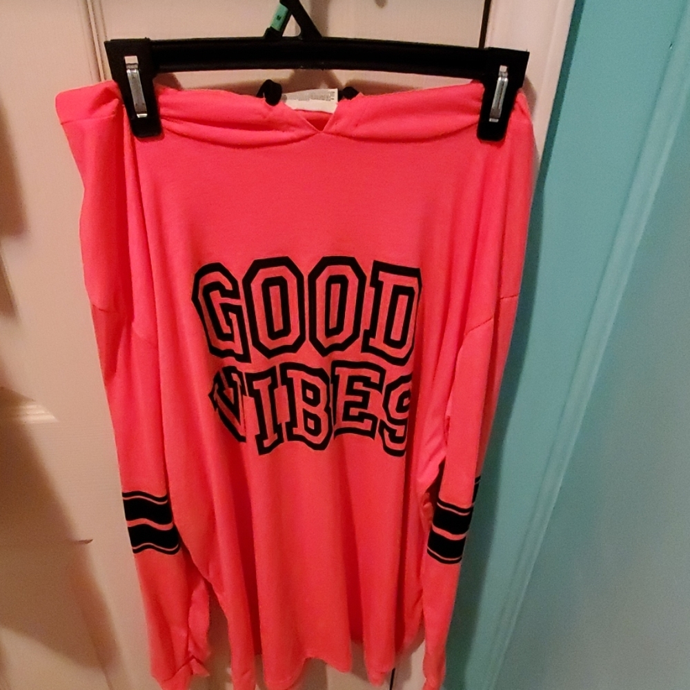 Super comfy Good vibes hoodie long sleeve shirt